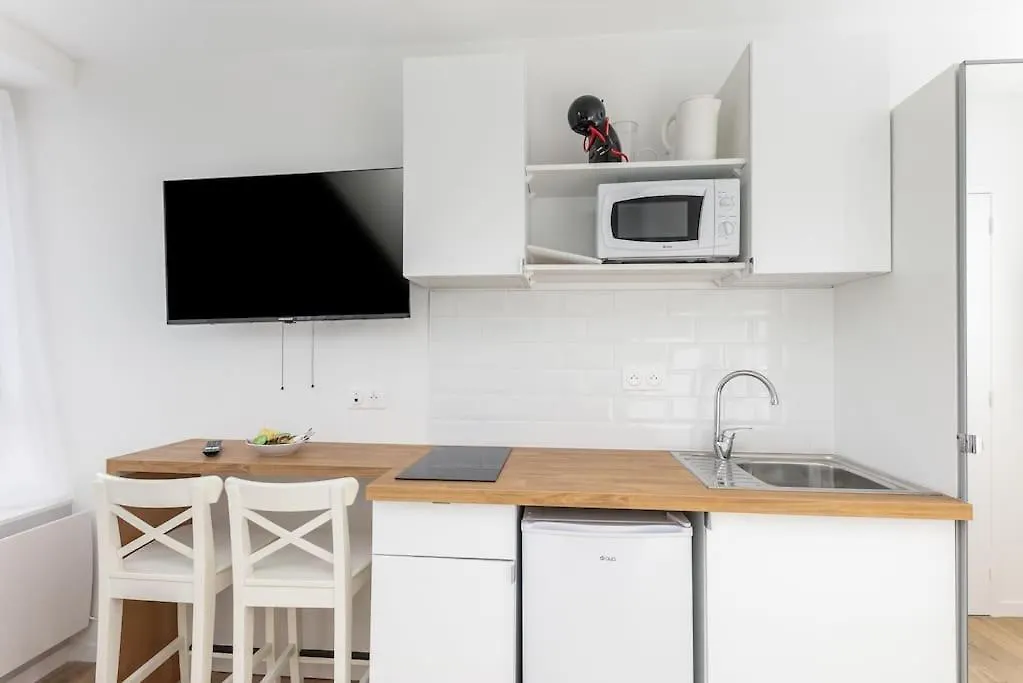 Apartment Merzhin - Joli Studio Neuf Tout Equipe, 5Min Tramway, Proche Centre Brest